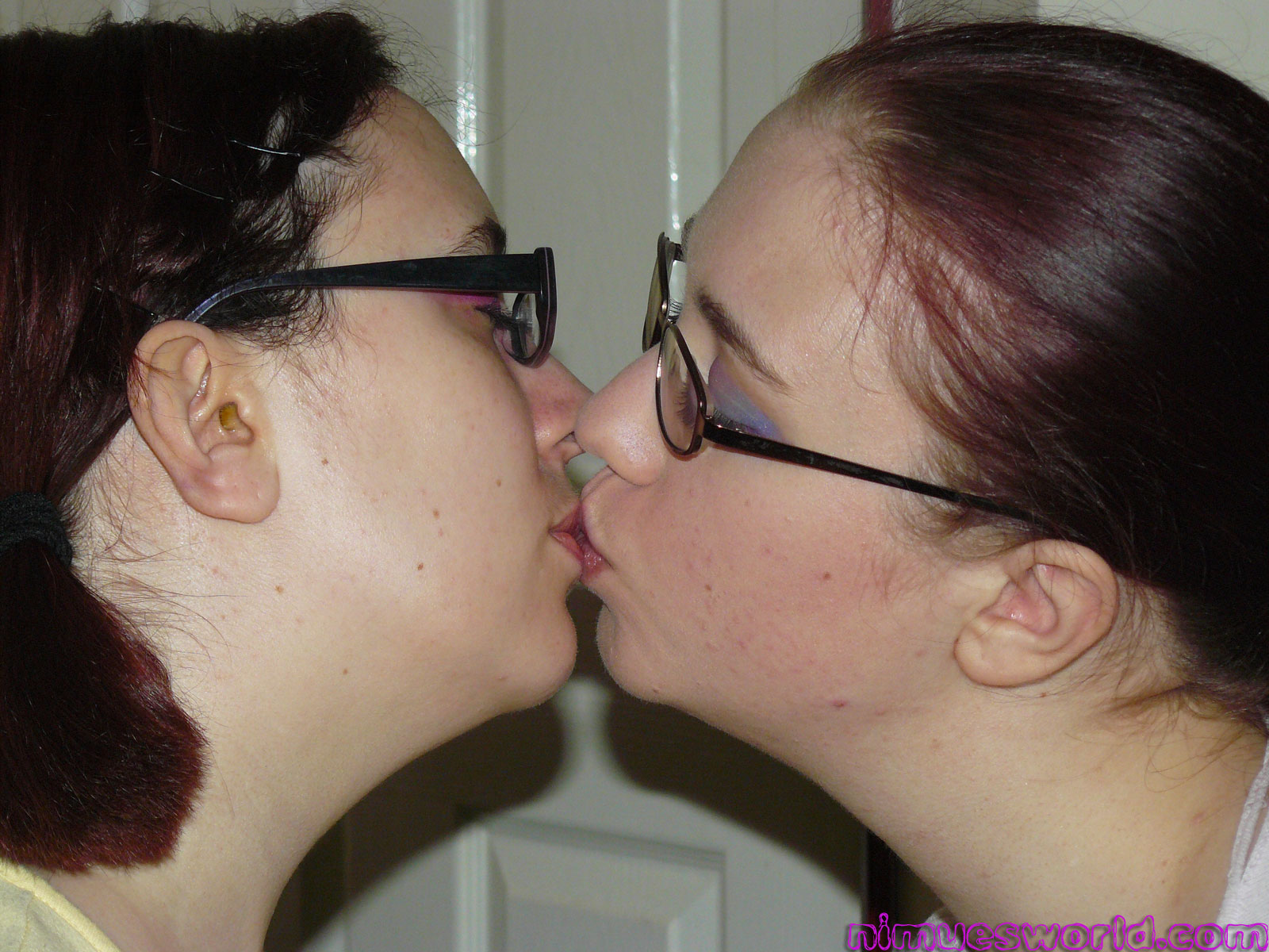 Amateur Lesbian Kiss - Real Lesbian Kiss Amateur - Best Sex Pics, Free XXX Images and Hot Porn  Photos on www.slashporn.net